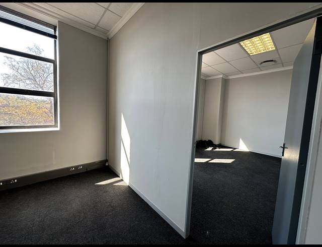 253.90M² OFFICE TO LET IN ECO PARK ESTATE